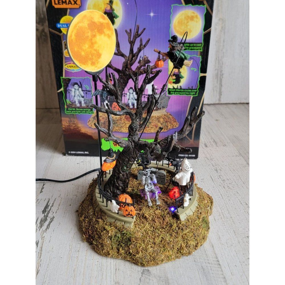 Lemax Witch's‎ Joyride 2004 spooky town Halloween animated Village accessories